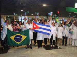 médicos-cubanos